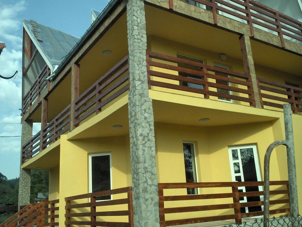 Pensiunea Nadine Hotel Агапия Екстериор снимка